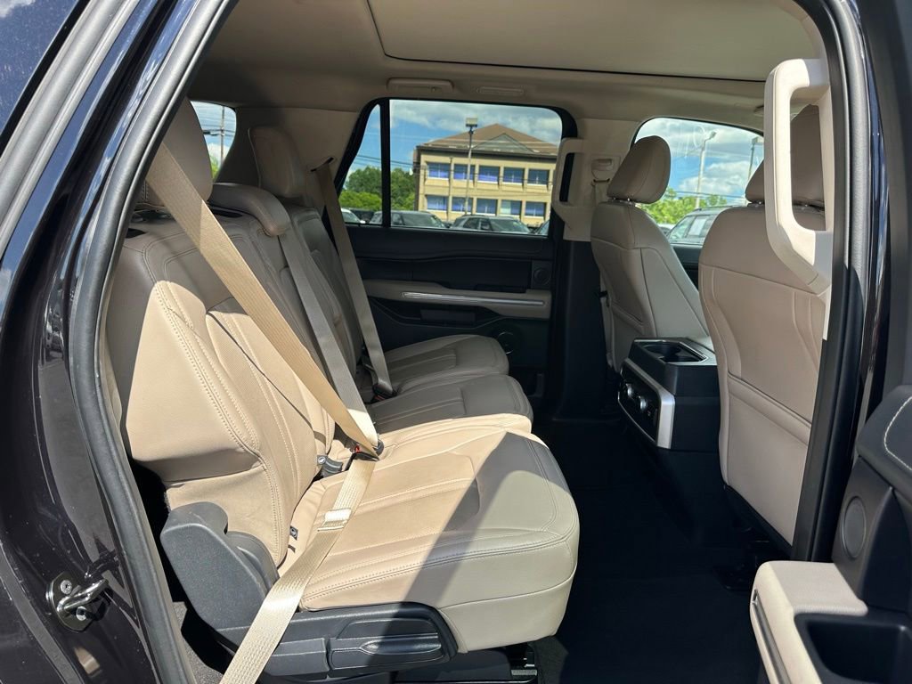 Used 2024 Ford Expedition Max Limited AWD/4WD image 20