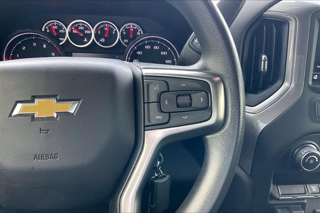 Used 2022 Chevrolet Silverado 2500 Custom w/ Custom Value Package AWD/4WD image 11