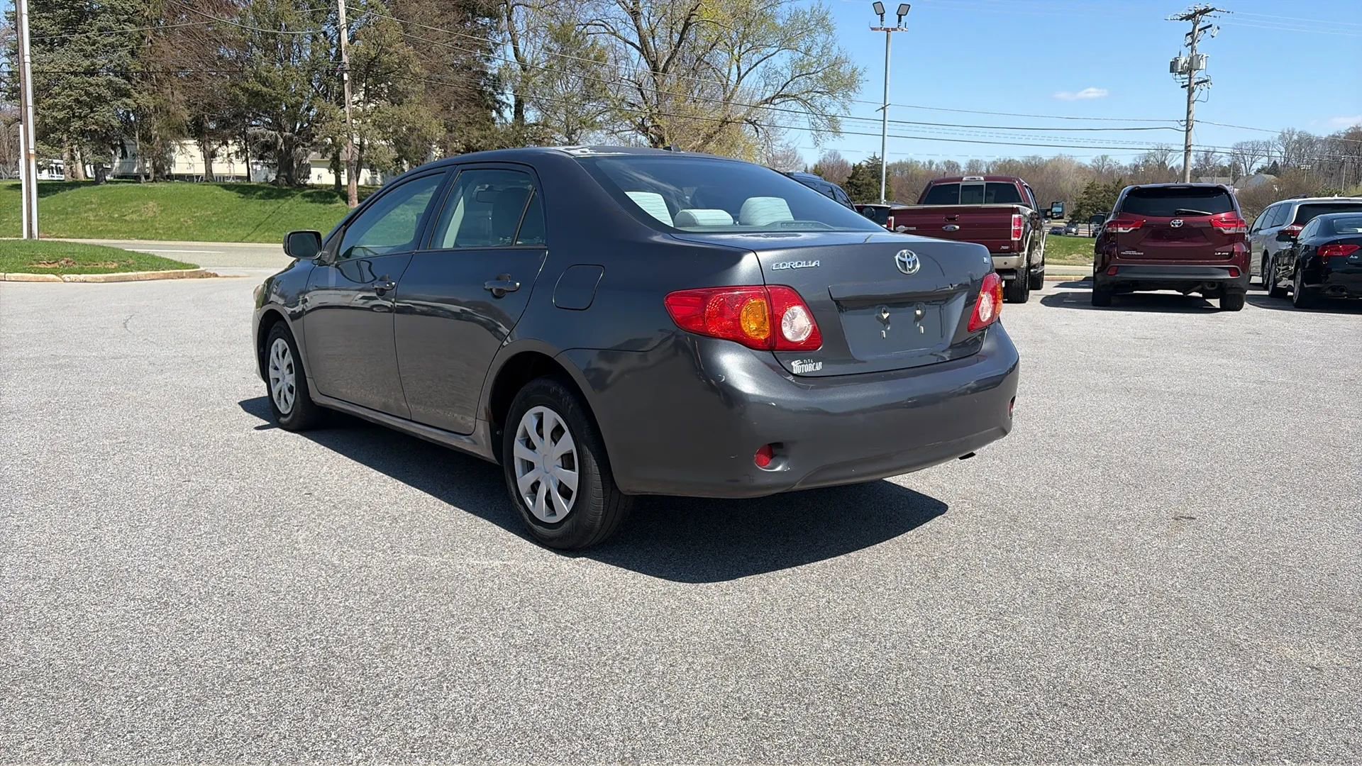Used 2010 Toyota Corolla LE image 9