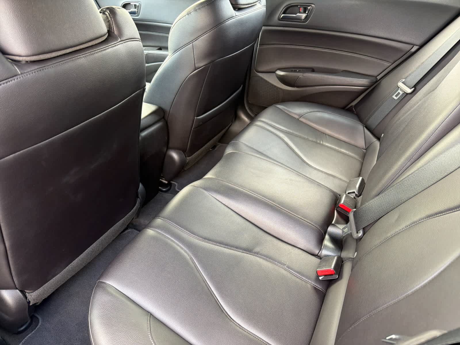Used 2019 Acura ILX FWD image 4