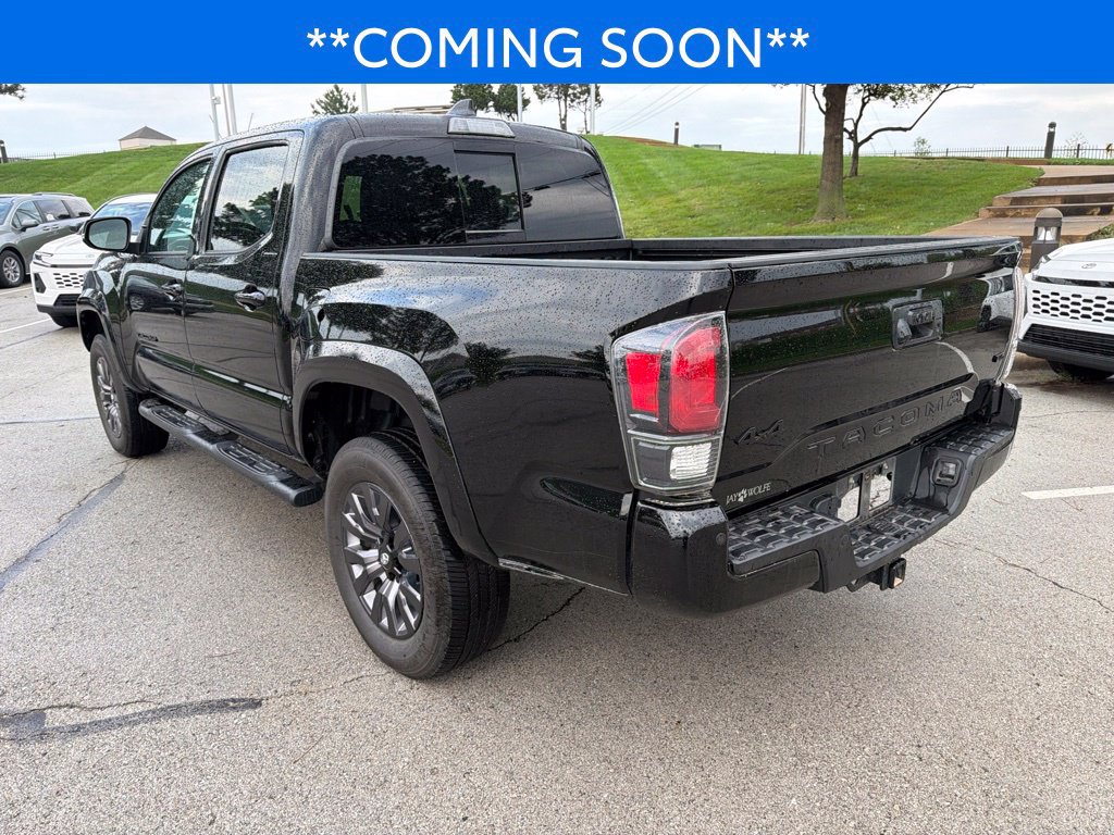 Used 2023 Toyota Tacoma Limited w/ Nightshade Package AWD/4WD image 9