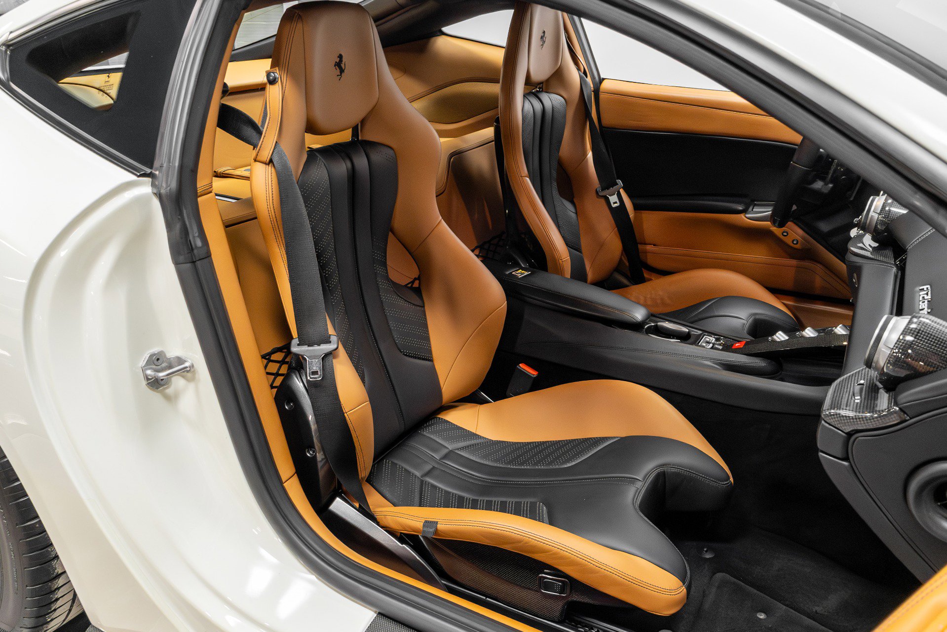 Used 2015 Ferrari F12 Berlinetta image 20