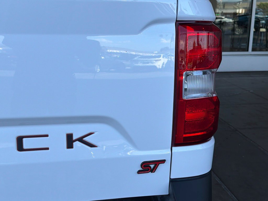 Used 2024 Ford Maverick XLT FWD image 13