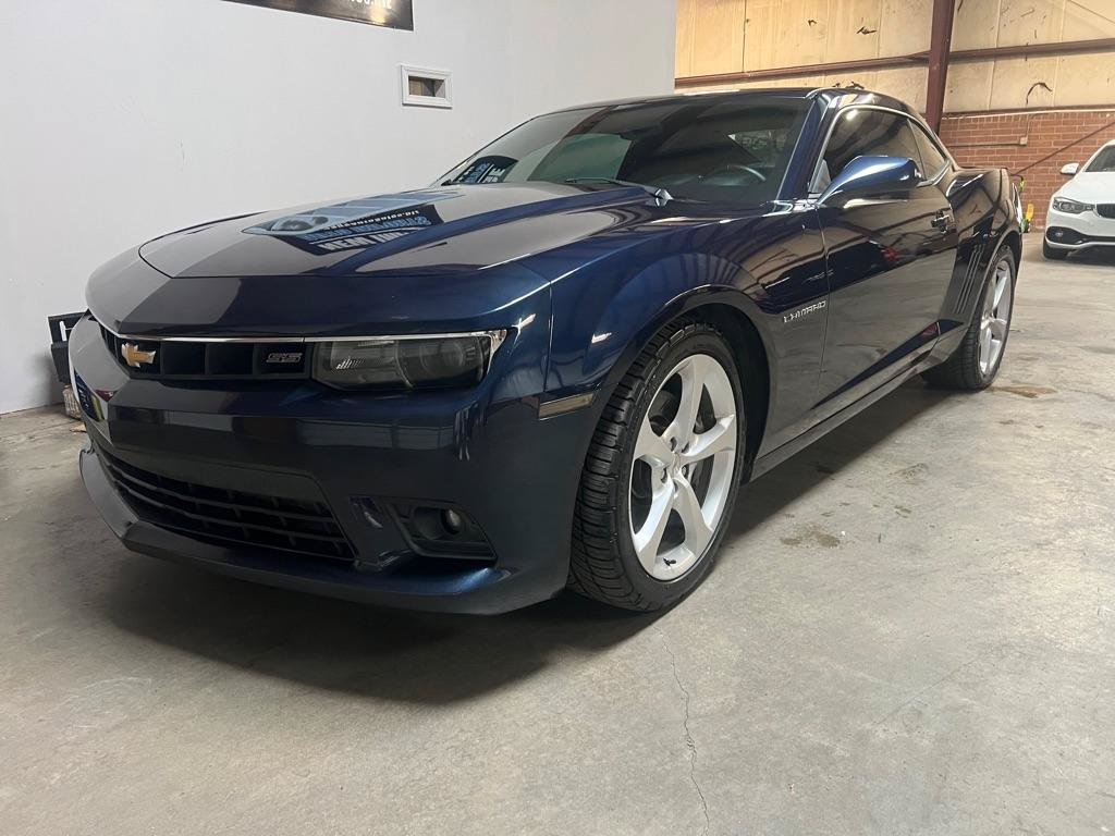 Used 2015 Chevrolet Camaro SS w/ RS Package RWD image 10