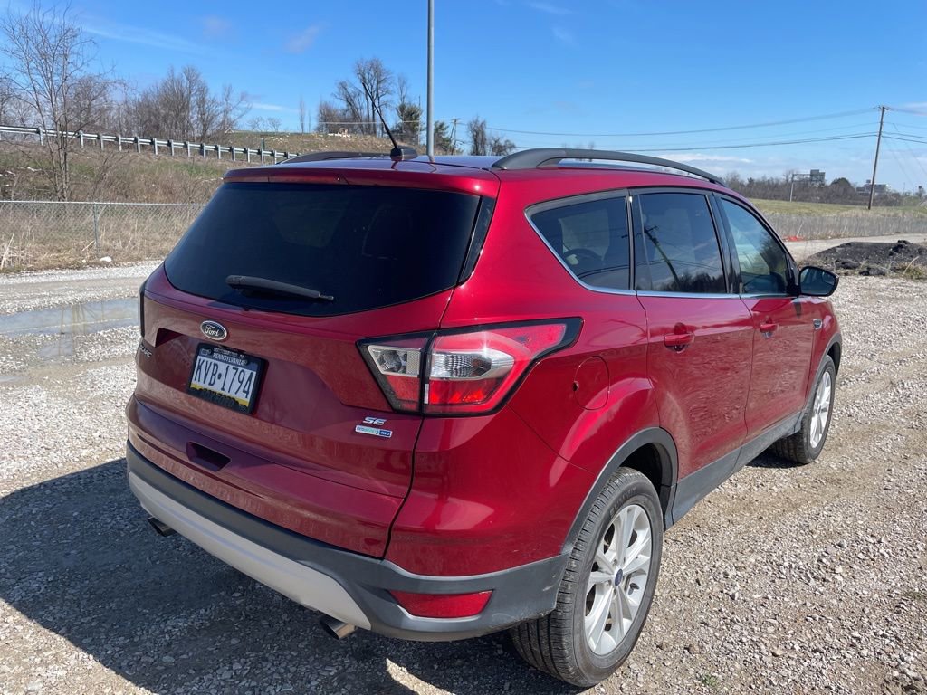Used 2018 Ford Escape SE image 5