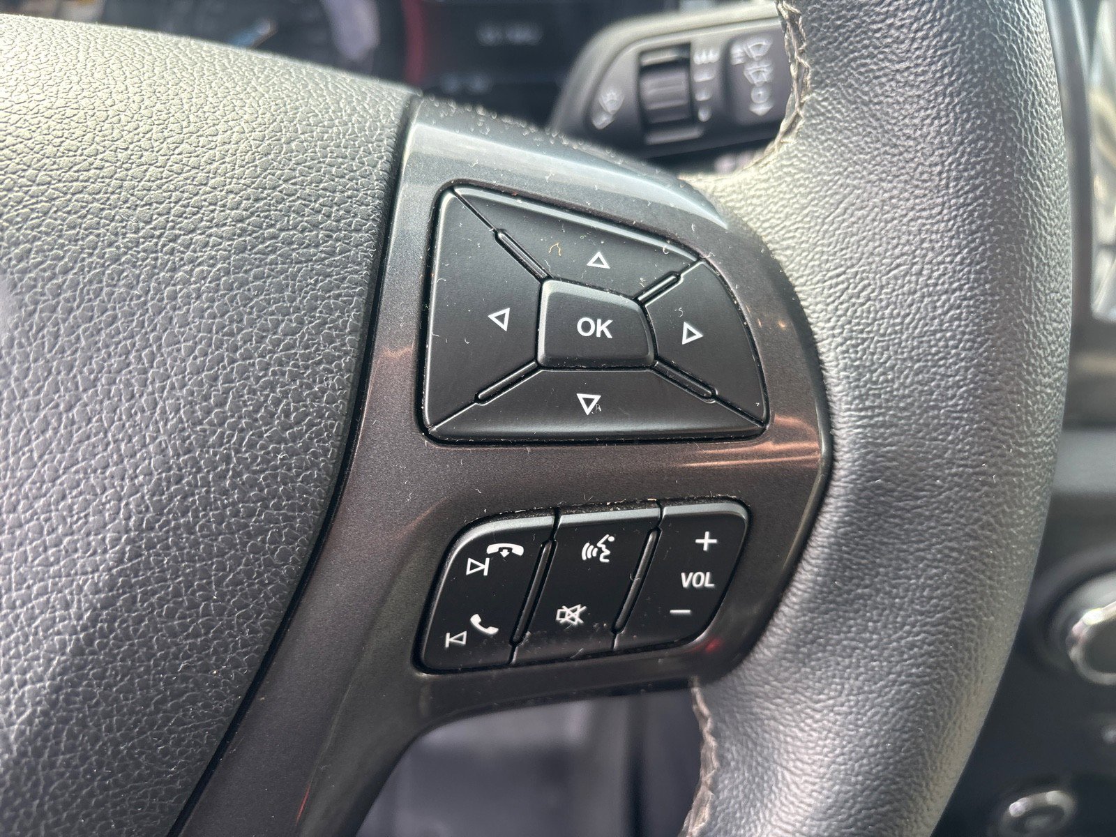 Used 2020 Ford Ranger Lariat w/ Equipment Group 501A Mid image 20