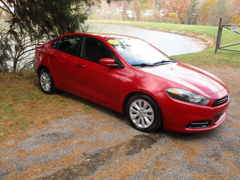 Used 2014 Dodge Dart SXT w/ Sun/Sound Group image 4