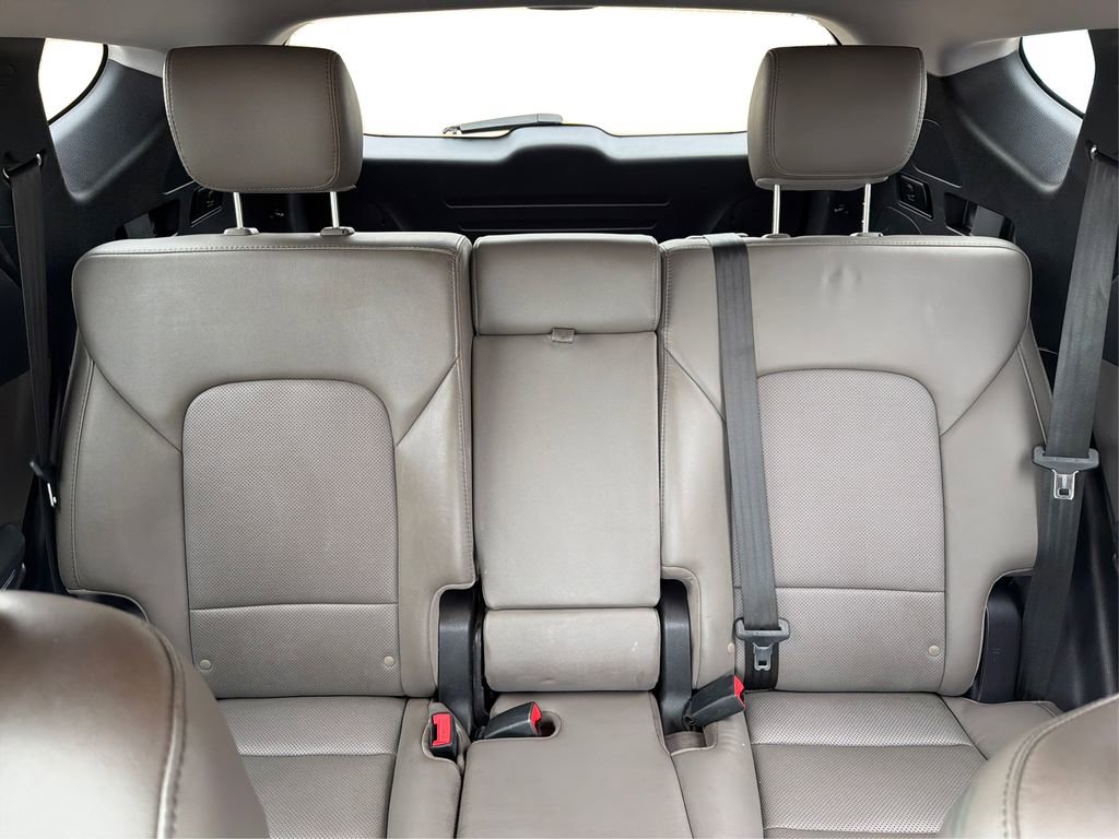 Used 2017 Hyundai Santa Fe Sport FWD image 14