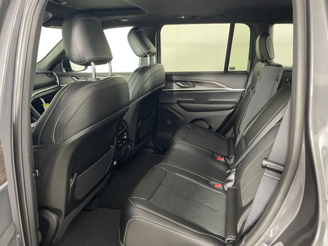 New 2026 Jeep Grand Cherokee Altitude AWD/4WD image 6