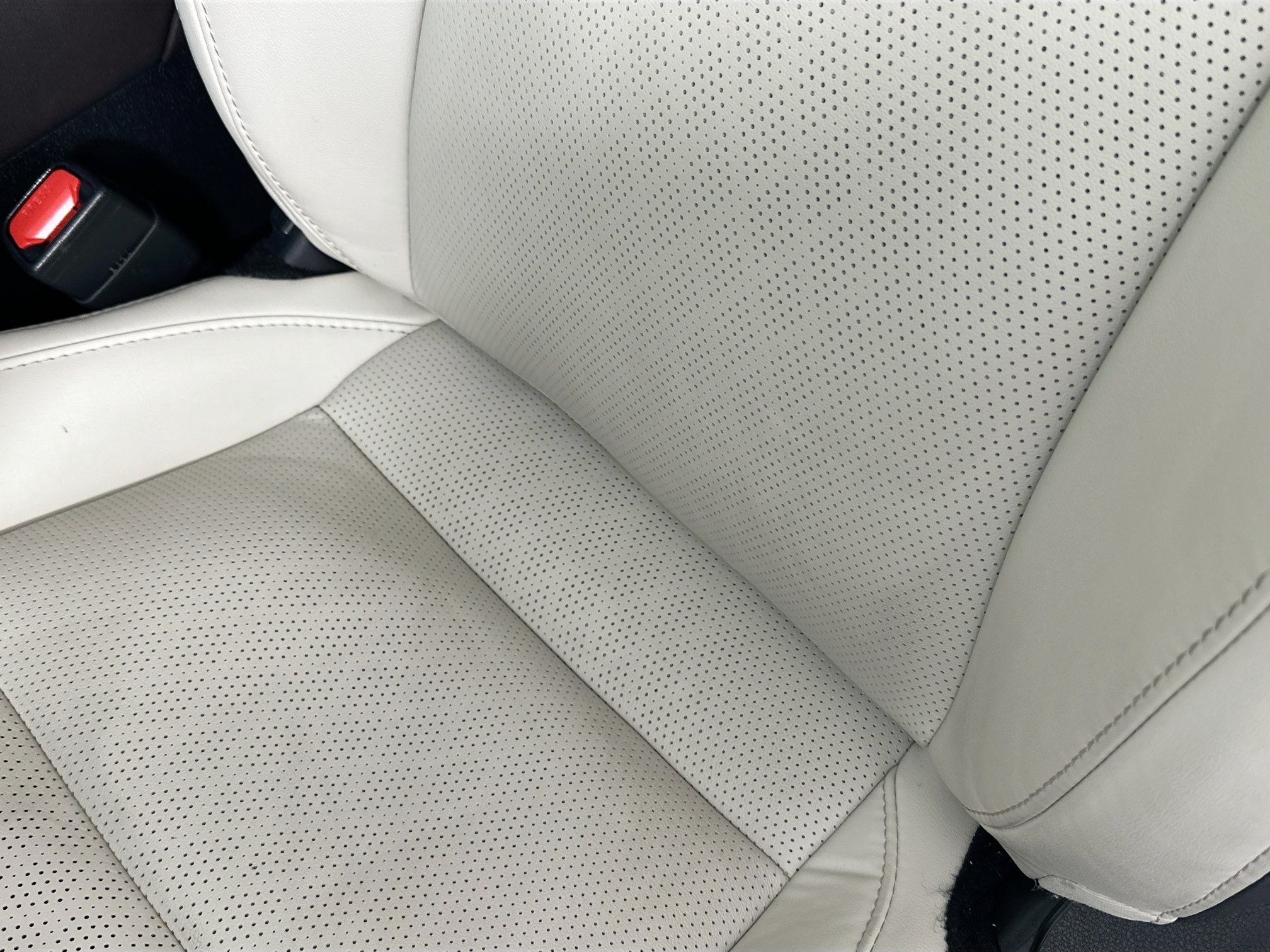Used 2023 Lexus RX 350 Premium Plus w/ Cold Area Package FWD image 18