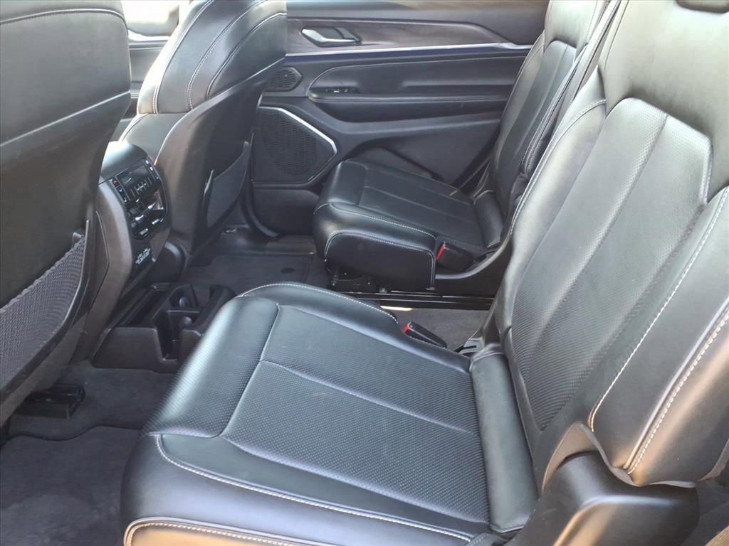 Used 2022 Jeep Grand Cherokee L Overland AWD/4WD image 15