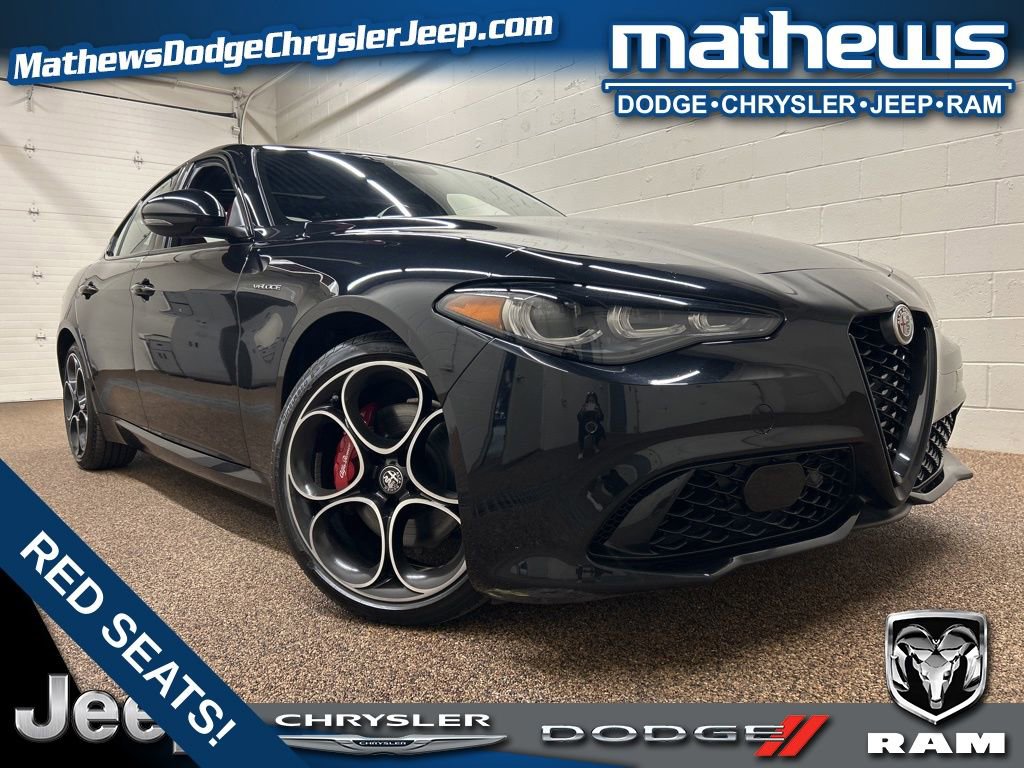 Used 2024 Alfa Romeo Giulia Veloce video 1