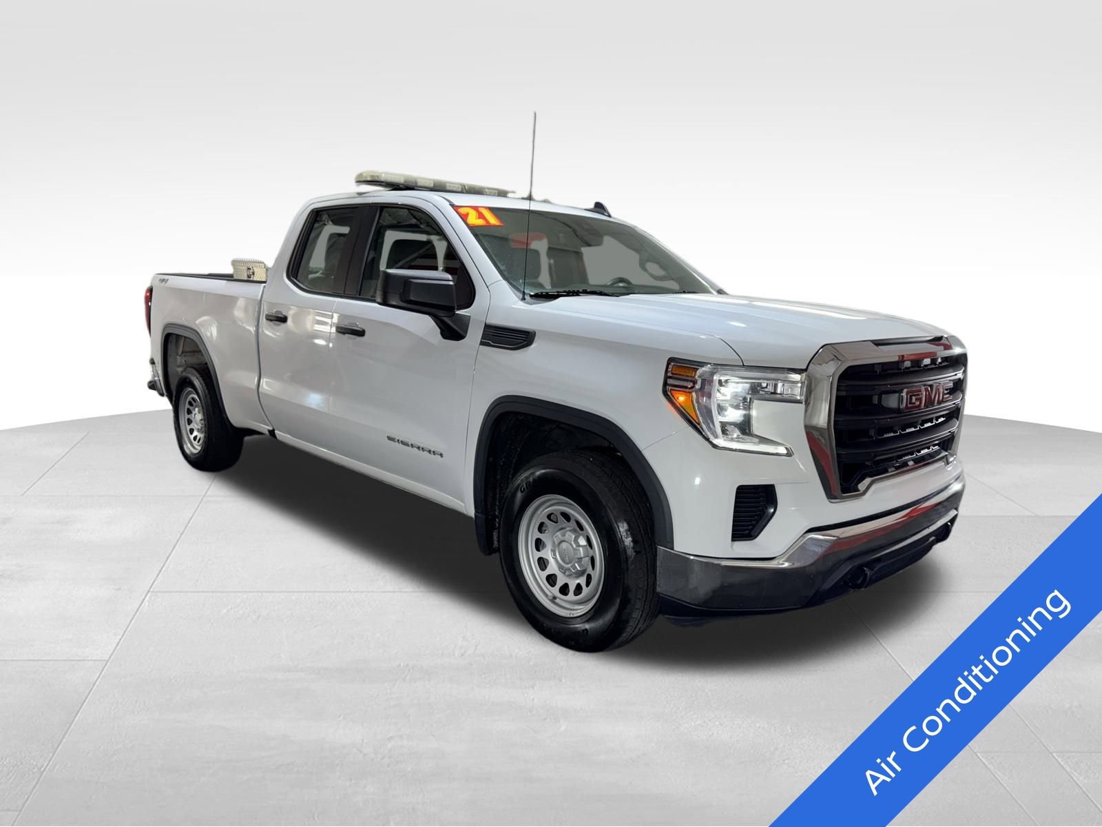 Used 2021 GMC Sierra 1500 4x4 Double Cab w/ Fleet Convenience Package image 3