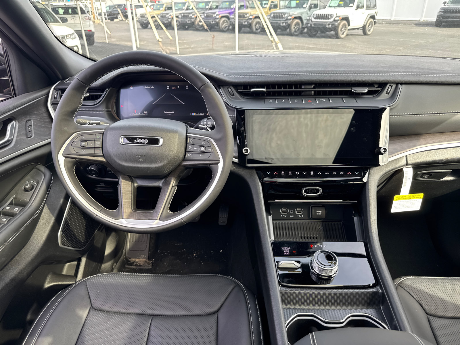 New 2026 Jeep Grand Cherokee Limited AWD/4WD image 8
