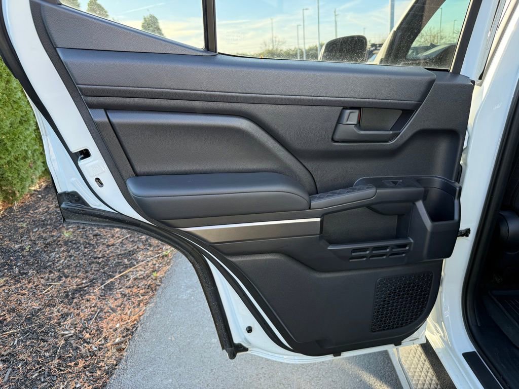 Certified 2025 Toyota 4Runner SR5 image 32