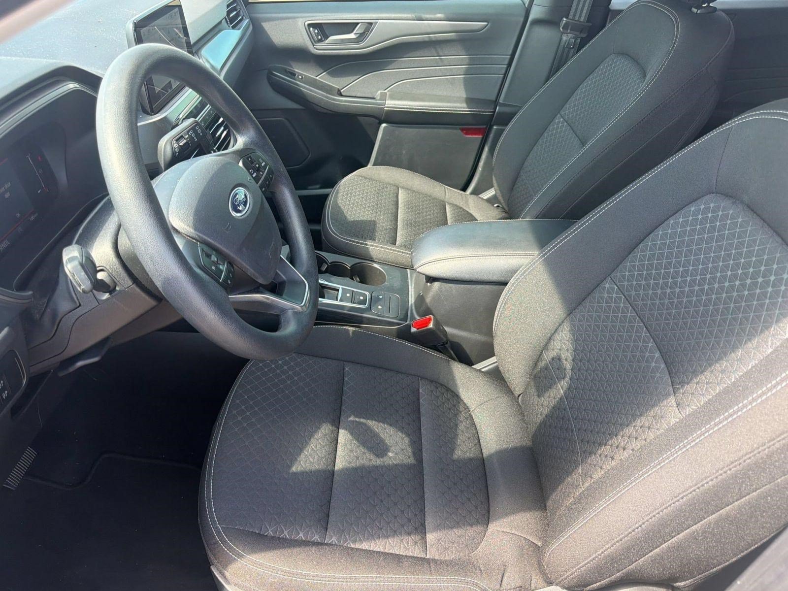 Certified 2025 Ford Escape Active FWD image 5