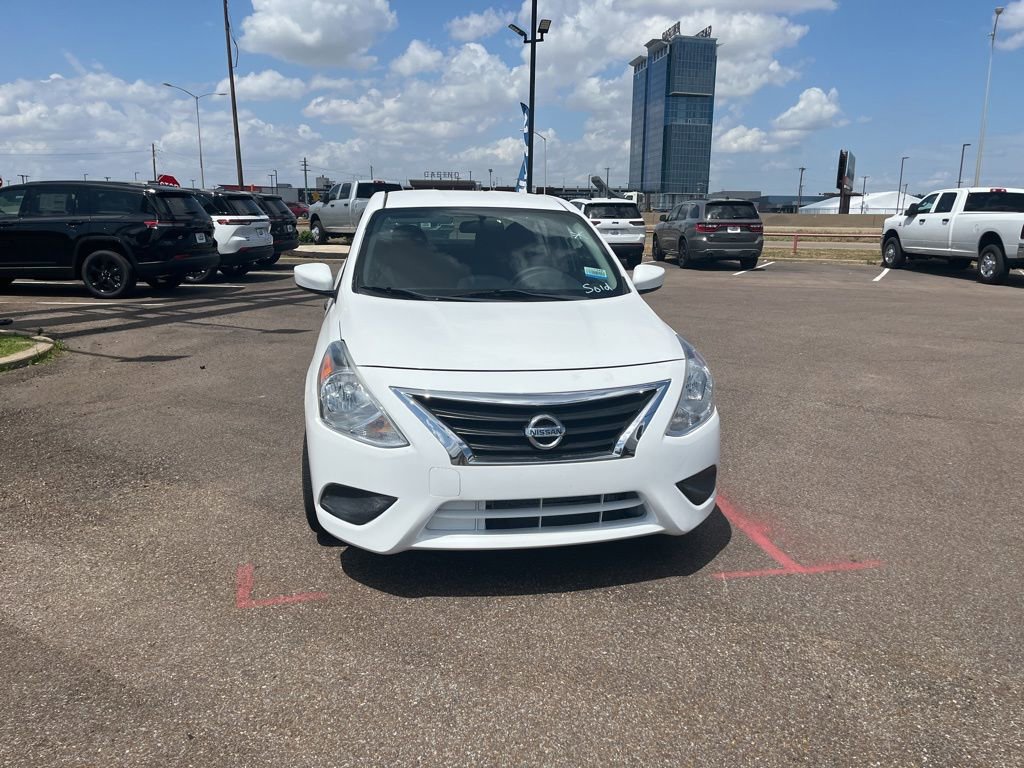 Used 2018 Nissan Versa S Plus FWD image 10