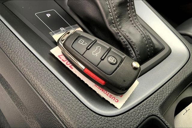 Used 2024 Audi Q3 2.0T Premium image 12