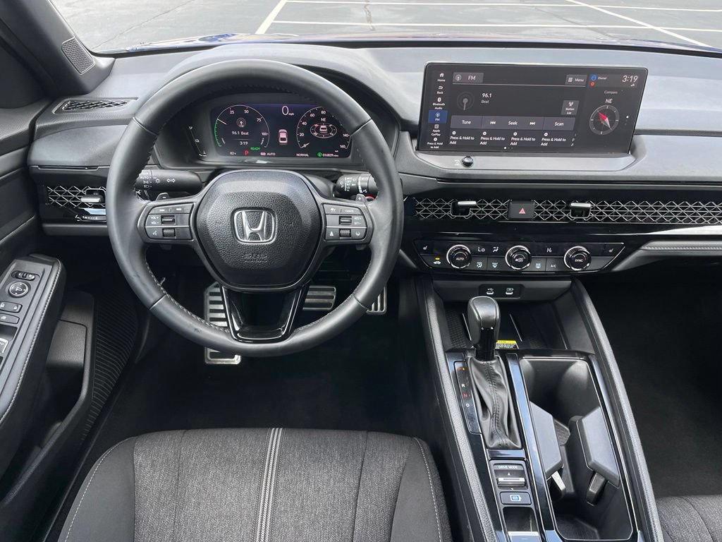 Certified 2025 Honda Accord Sport image 11