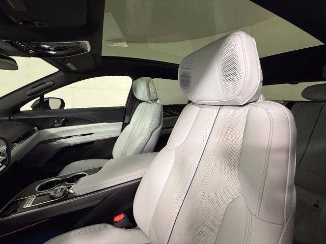 Certified 2024 Cadillac Lyriq Luxury RWD image 6