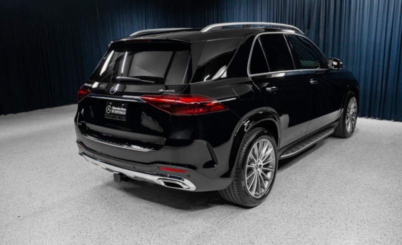 Certified 2026 Mercedes-Benz GLE 450 4MATIC image 4