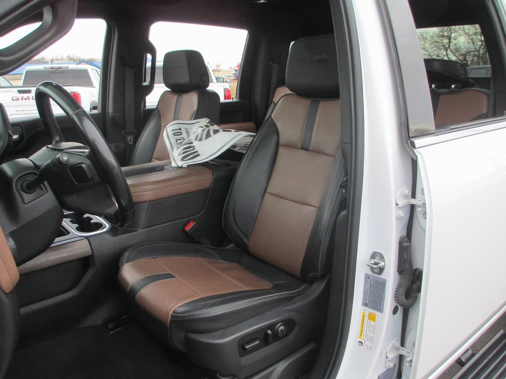 Used 2021 Chevrolet Silverado 3500 High Country w/ Z71 Off-Road Package image 19