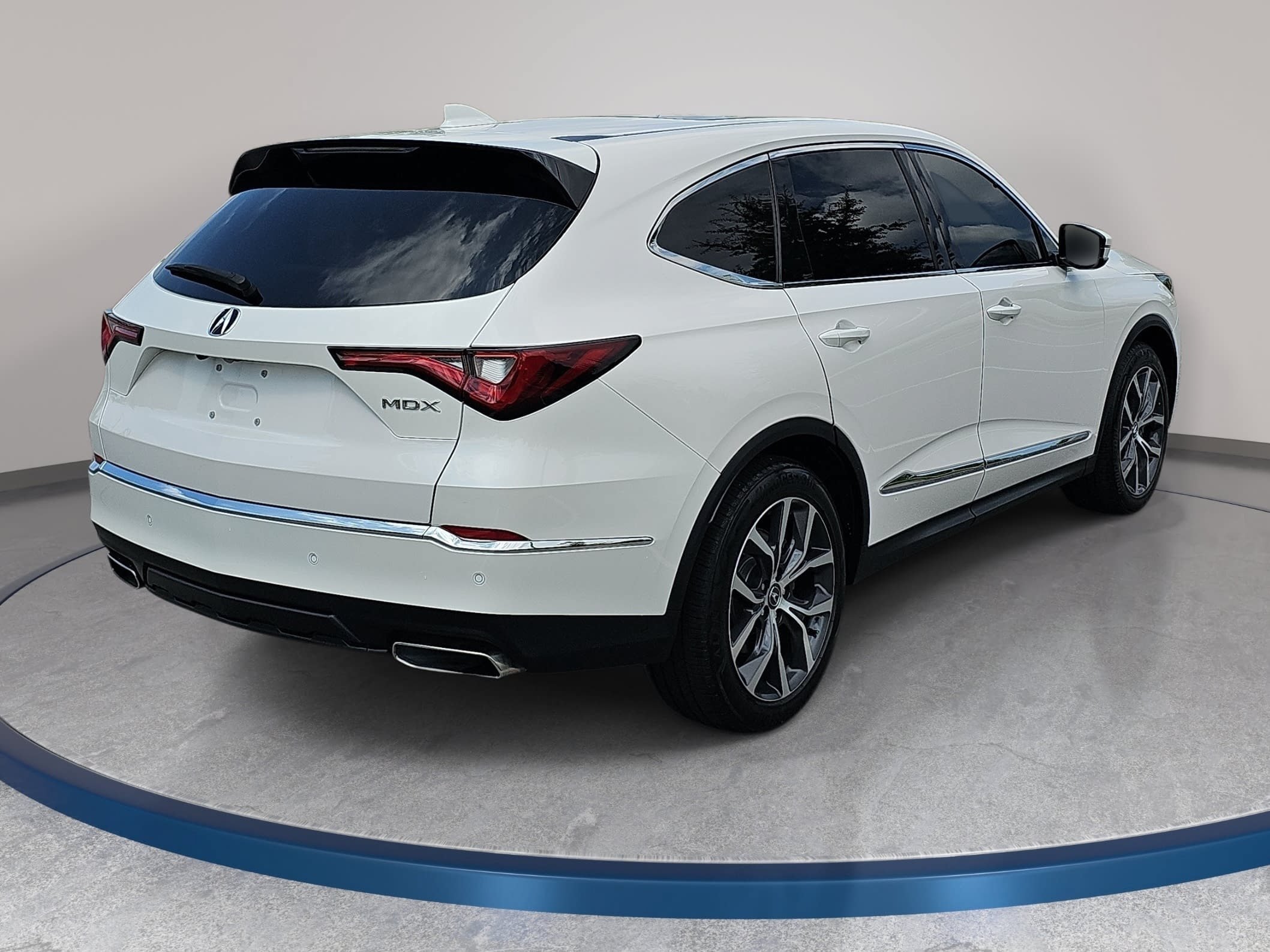 Certified 2024 Acura MDX FWD w/ Technology Package image 5