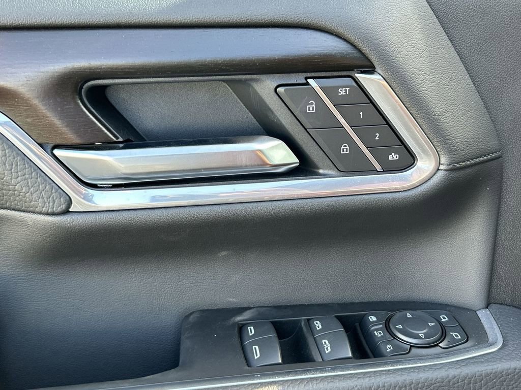 New 2025 GMC Sierra 2500 Denali w/ Denali Reserve Package image 24