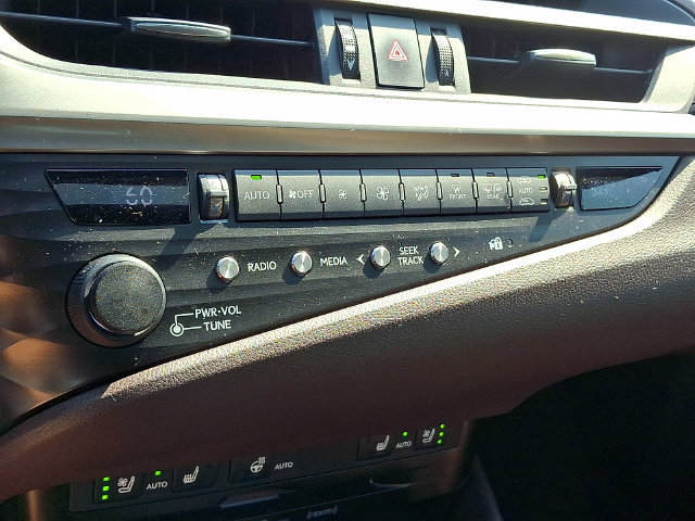 Used 2019 Lexus ES 350 w/ Premium Package FWD image 17