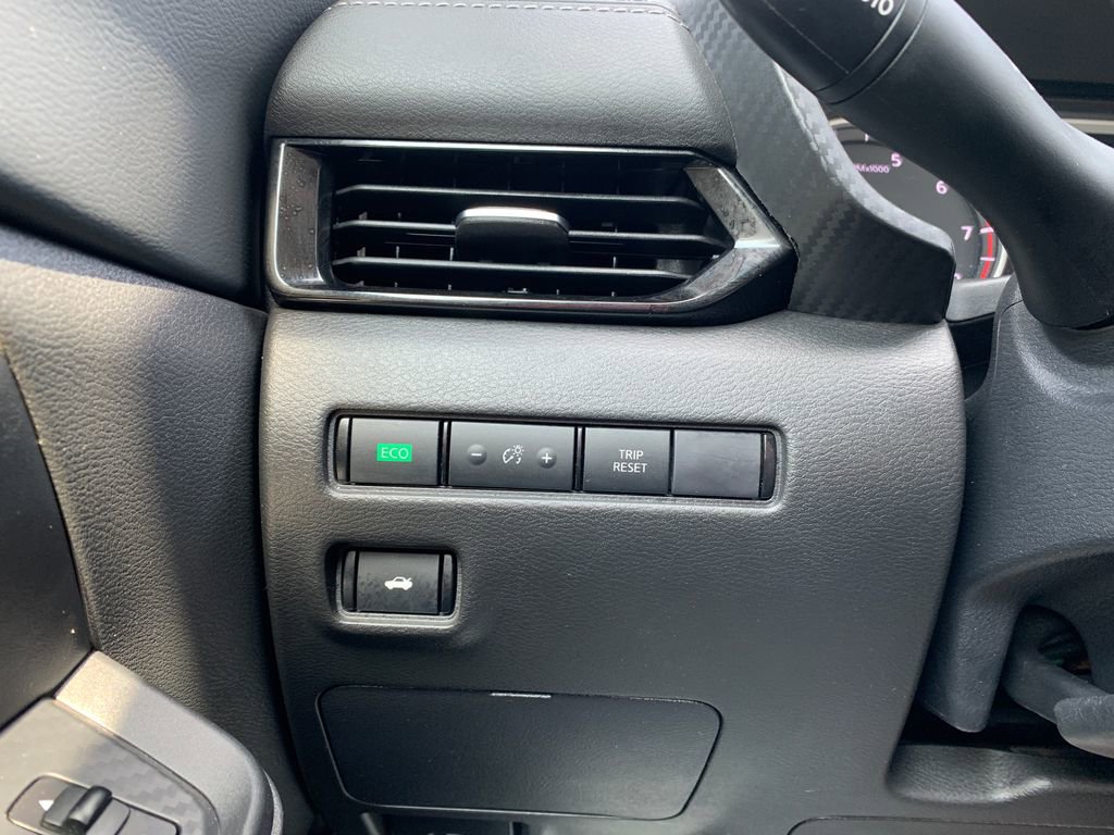 Used 2024 Nissan Sentra SV FWD image 19