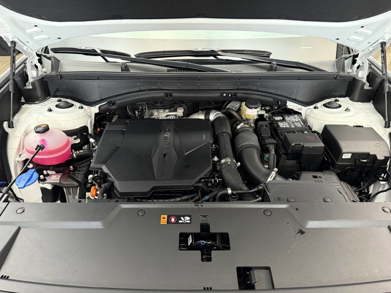 Used 2024 Hyundai Santa Fe Calligraphy image 37