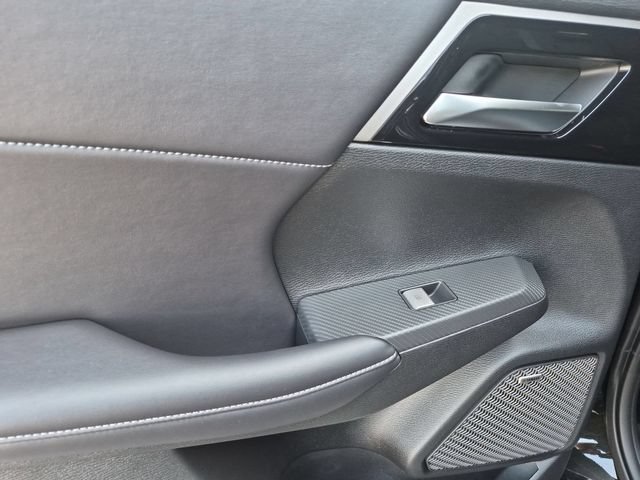 New 2026 Mitsubishi Outlander LE FWD image 29