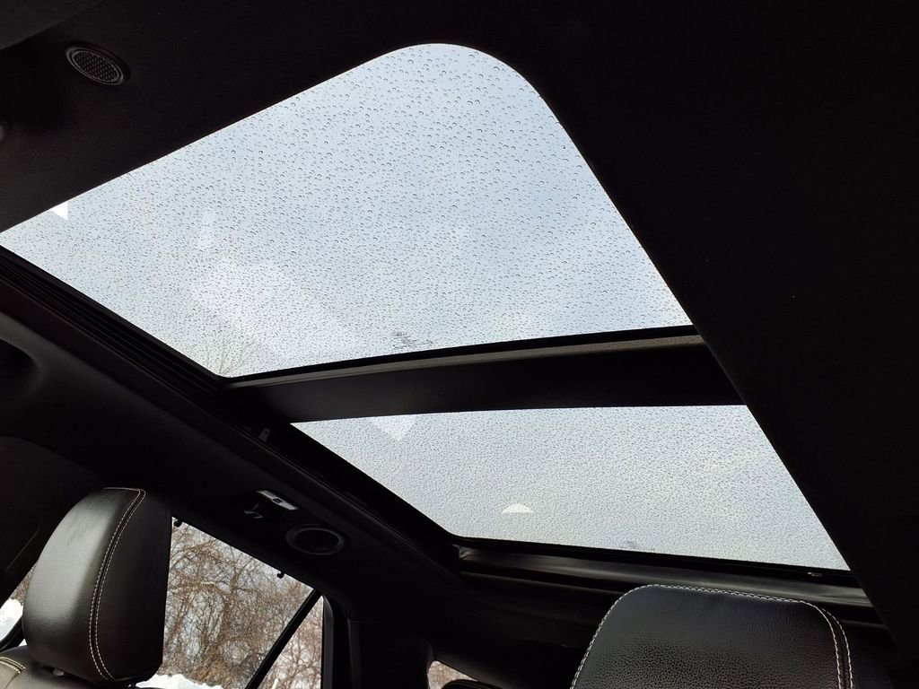 Used 2020 Ford Explorer ST w/ ST Street Pack image 8