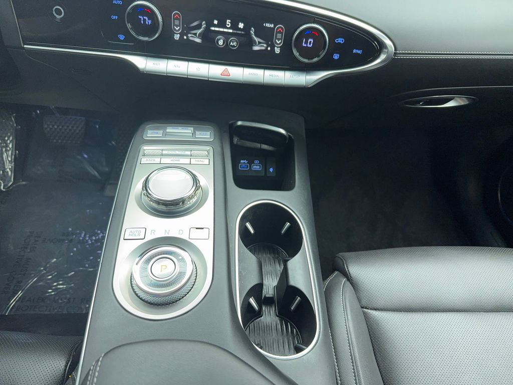 Used 2024 Genesis GV70 2.5T w/ Select Package image 27