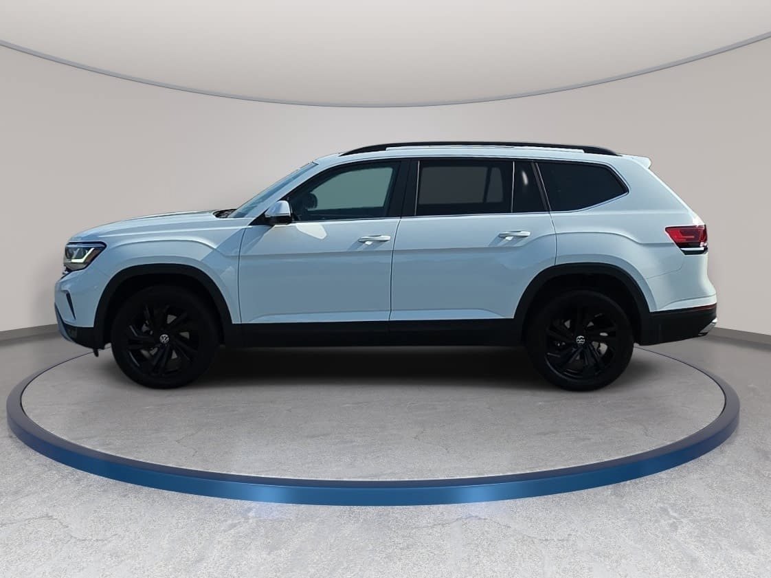 Used 2023 Volkswagen Atlas SE w/ Panoramic Sunroof Package AWD/4WD image 8