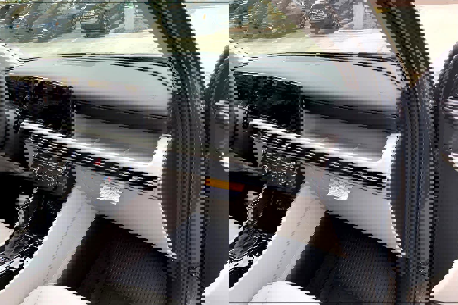 Used 2026 Hyundai Tucson SE image 19