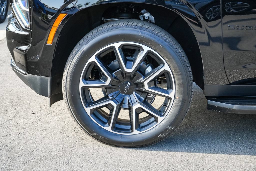 New 2026 Chevrolet Suburban RST w/ Comfort Package AWD/4WD image 11