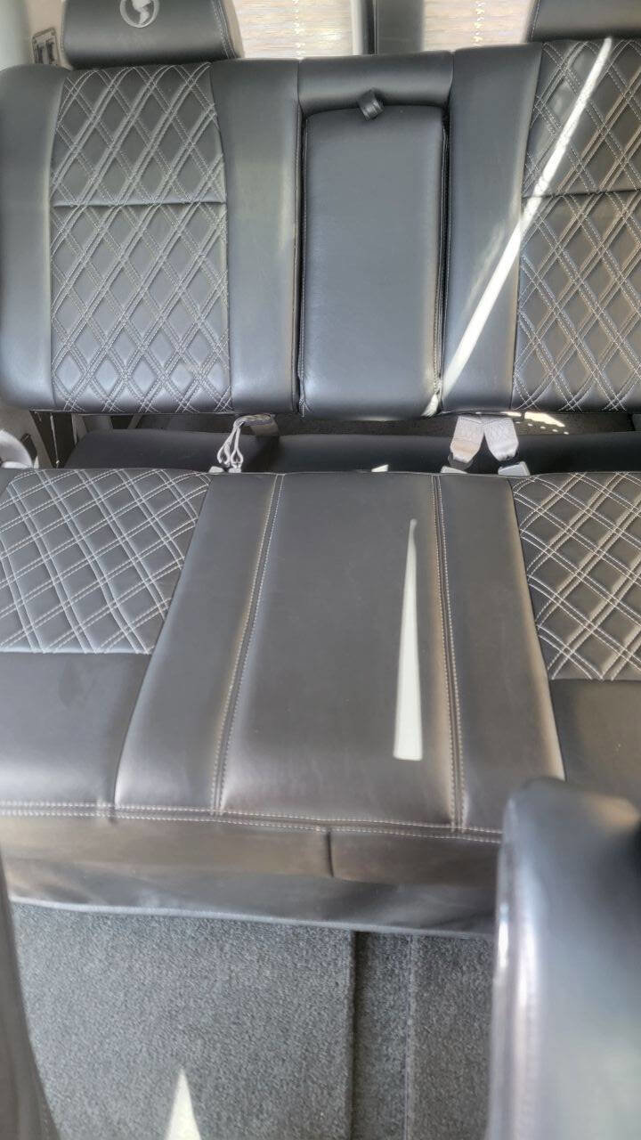 Used 2021 GMC Savana 2500 2500 3dr Cargo Van w/ Enhanced Convenience Package image 33