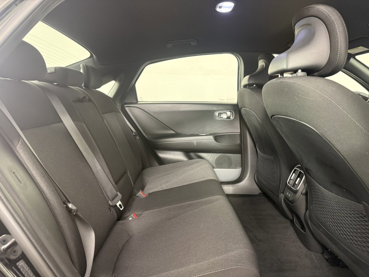 Used 2024 Hyundai Ioniq 6 SE image 11