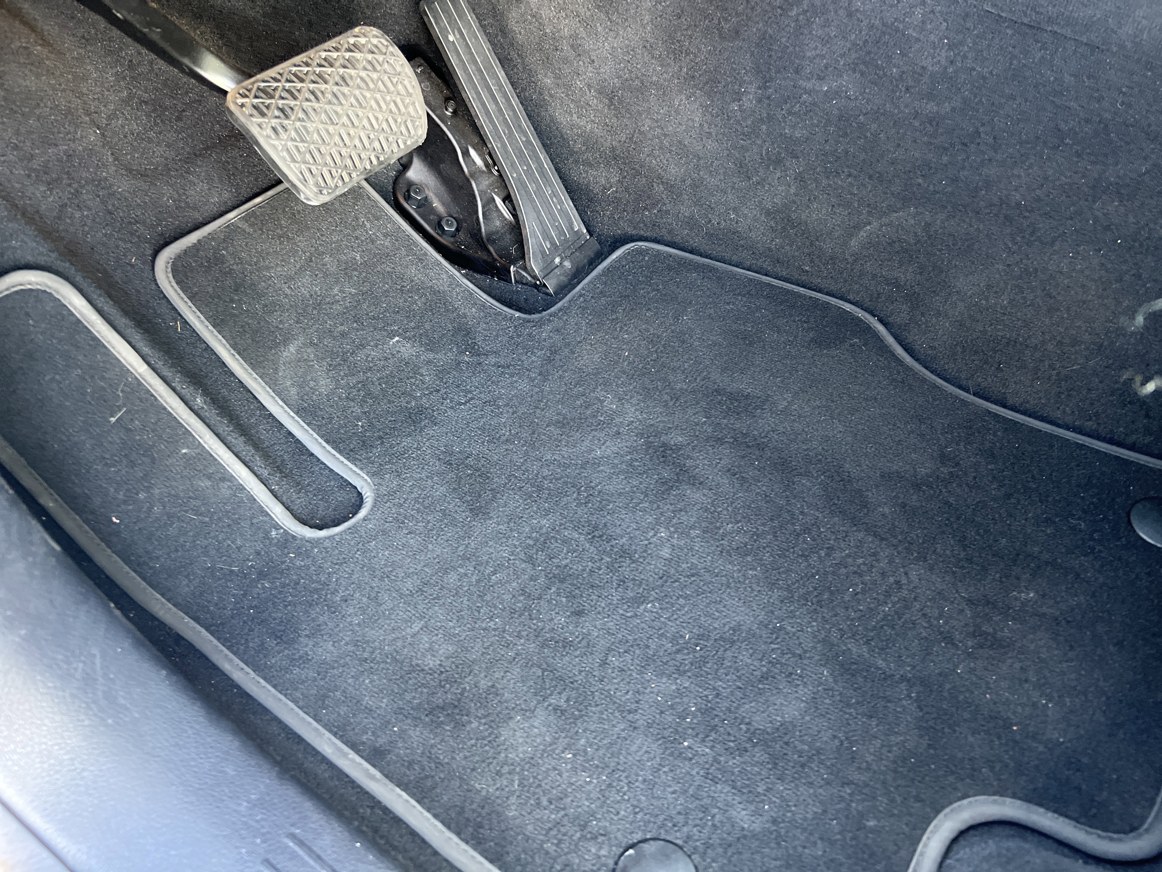 Used 2025 Mercedes-Benz GLE 350 4MATIC image 17