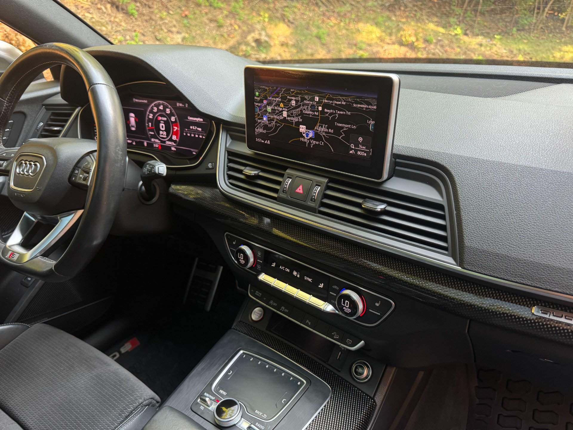 Used 2018 Audi SQ5 Premium Plus w/ Navigation Package AWD/4WD image 27