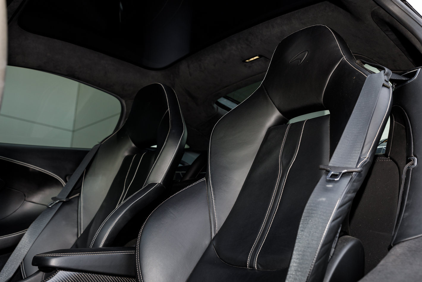Used 2018 McLaren 570S RWD image 49