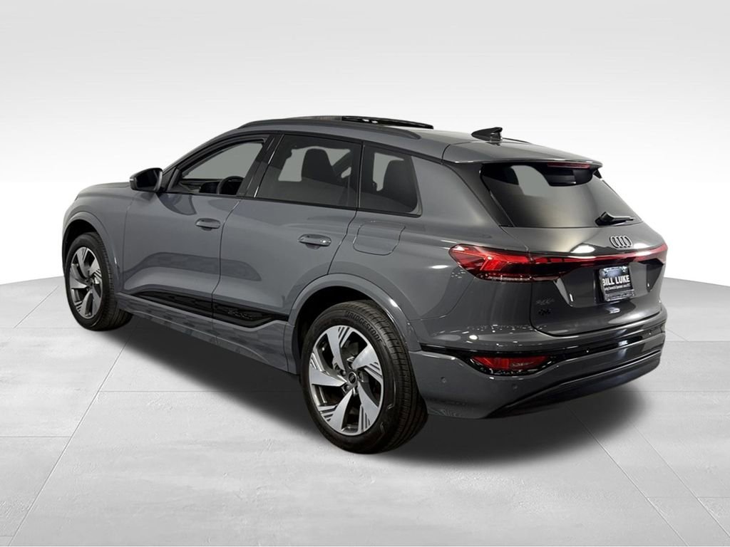 Used 2025 Audi Q6 e-tron Premium Plus w/ Premium Plus AWD/4WD image 9