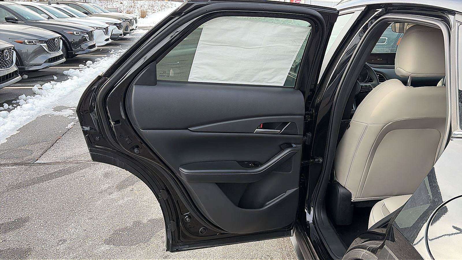 Used 2025 MAZDA CX-30 AWD 2.5 S w/ Preferred Package image 14