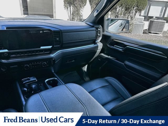 Used 2023 Chevrolet Silverado 1500 LT Trail Boss w/ LT Trail Boss Premium Package AWD/4WD image 29