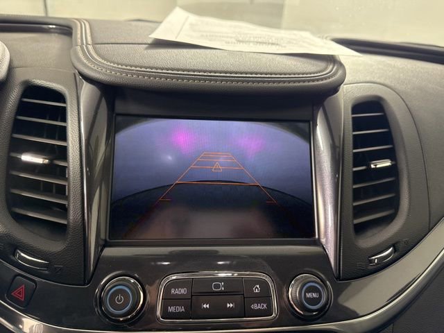 Used 2015 Chevrolet Impala LT w/ Convenience Package image 37