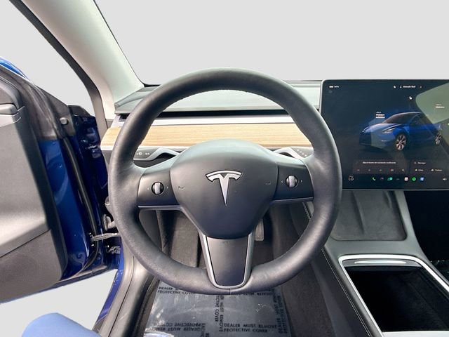 Used 2023 Tesla Model Y Long Range image 10