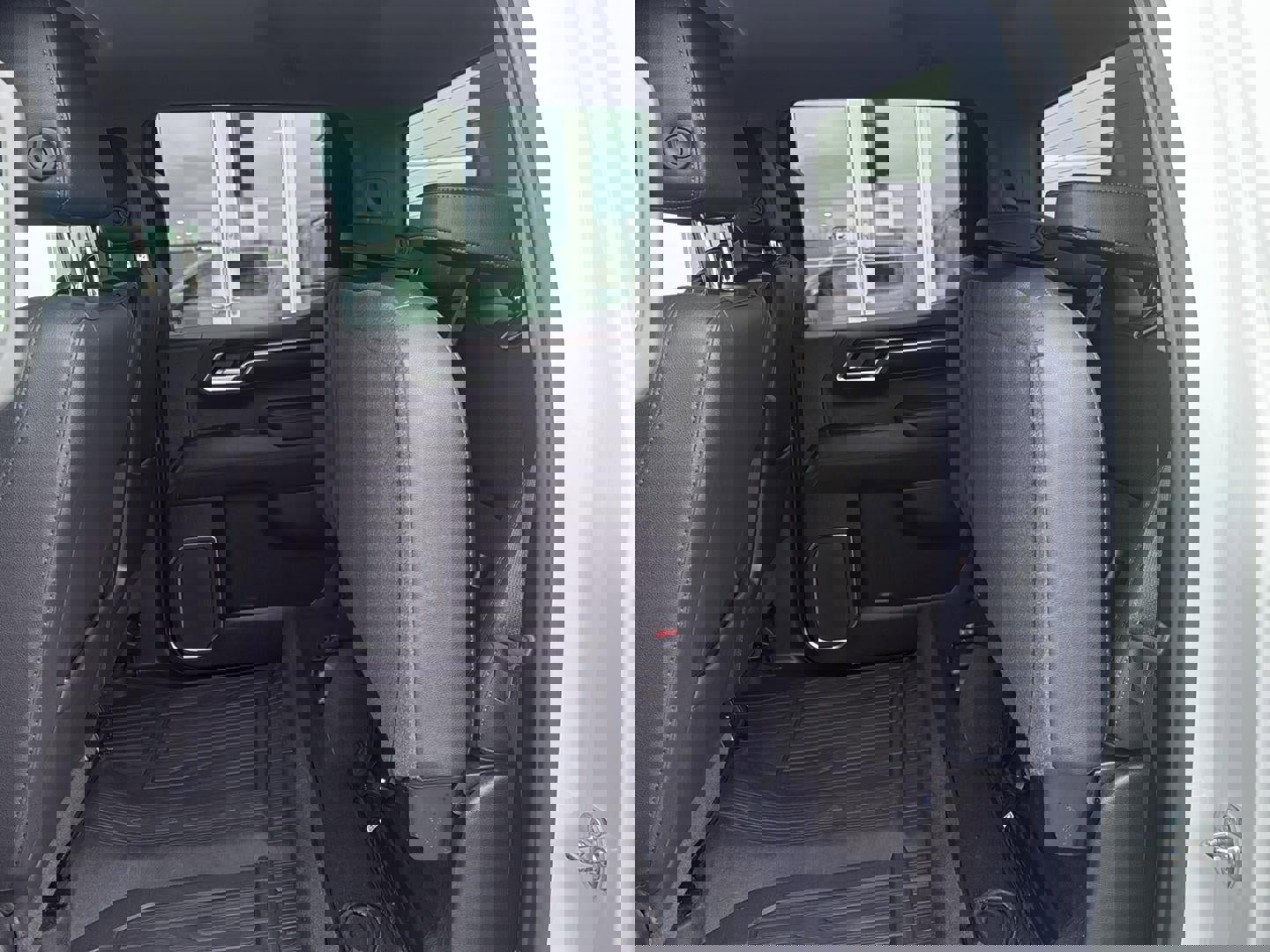 Used 2022 GMC Sierra 1500 SLT w/ X31 Off-Road Package image 14