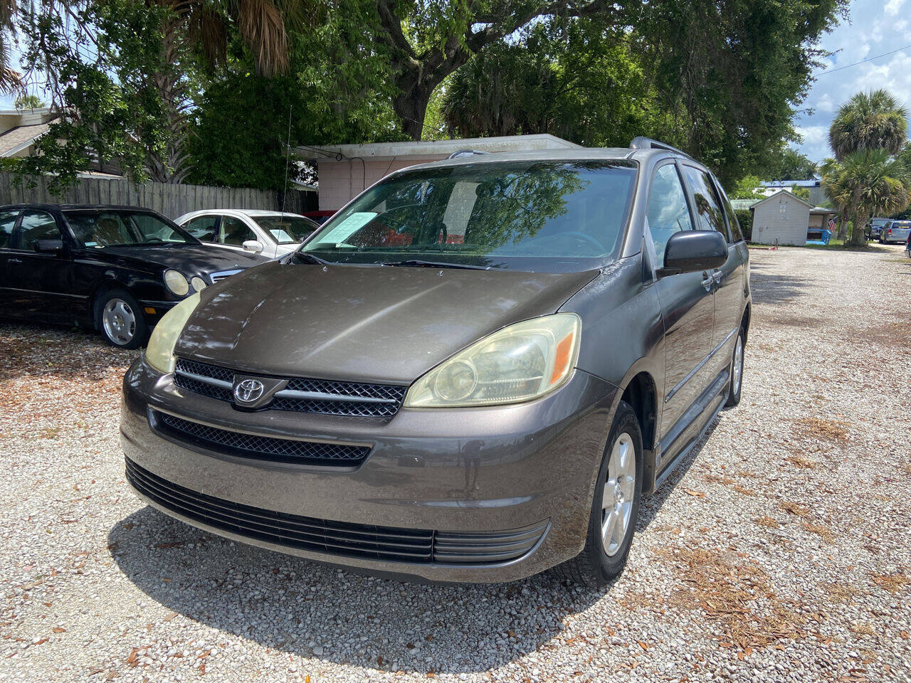 Used 2005 Toyota Sienna LE FWD image 1