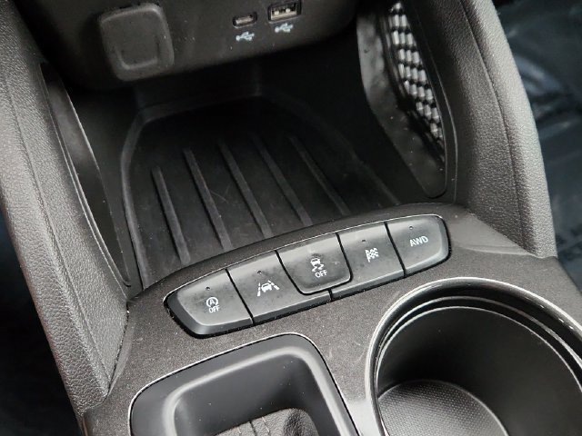 Used 2025 Chevrolet TrailBlazer LT AWD/4WD image 39